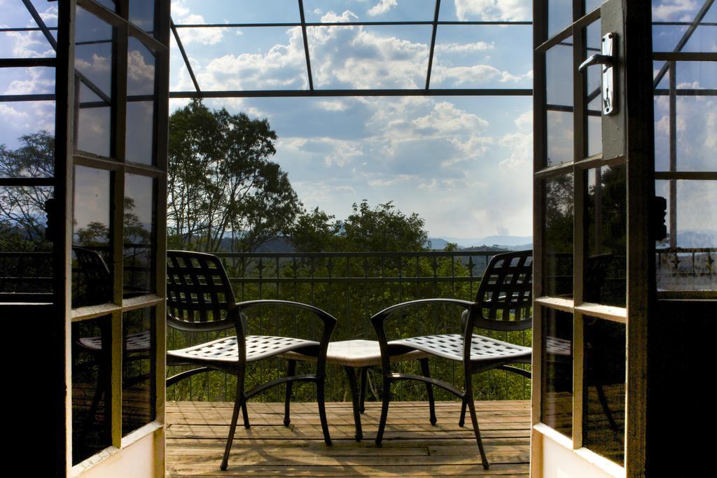 Sunset Manor Bed & Breakfast Mbombela Екстериор снимка