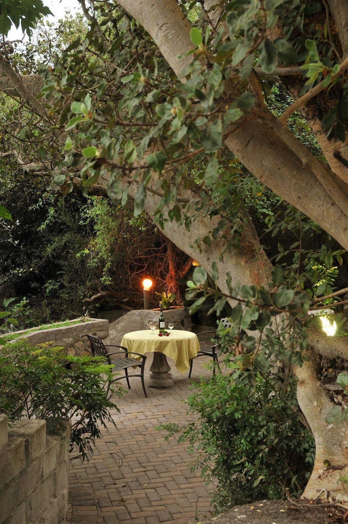 Sunset Manor Bed & Breakfast Mbombela Екстериор снимка